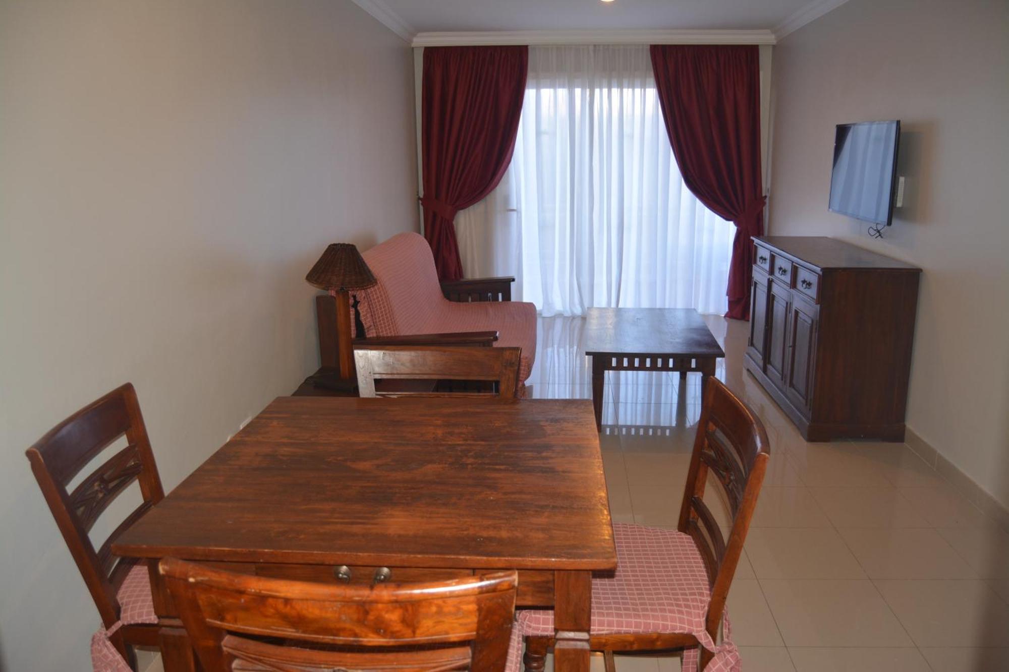 Rf La Quinta Park Suites Санта-Урсула Экстерьер фото